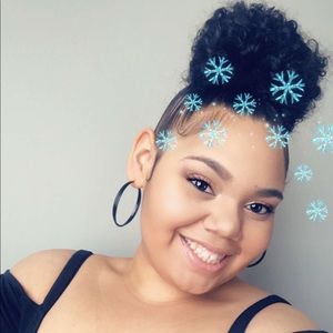 Meet your Posher, Jessica